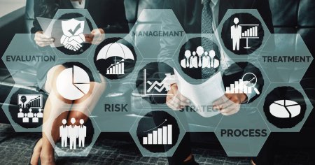 Gestión y evaluación de riesgos para el concepto de inversión empresarial. Interfaz gráfica moderna que muestra símbolos de estrategia en el análisis de planes riesgosos para controlar pérdidas impredecibles y construir seguridad financiera
.