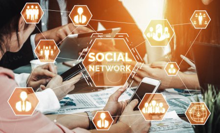 Concepto de redes sociales y redes de jóvenes. Interfaz gráfica moderna que muestra la red de conexión social en línea y los canales de medios para interactuar con el cliente en el negocio digital. BARROS